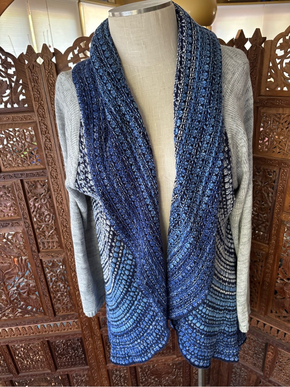 Sioni Navy and White Knit Cardigan
